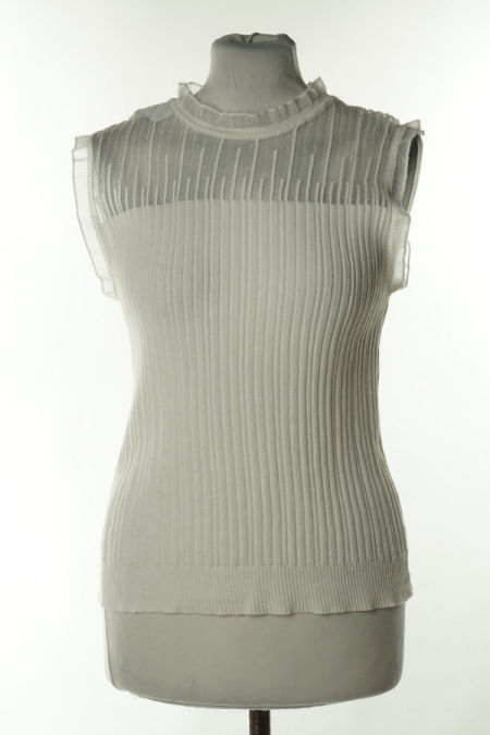 Bluzka białą sweterkowa z siateczkową wstawką