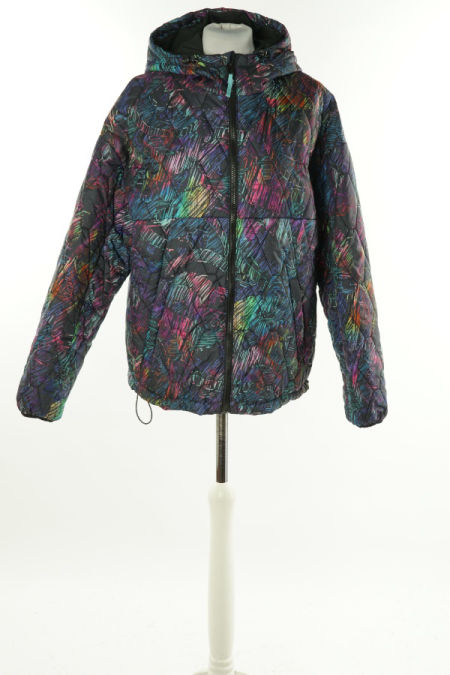 Kurtka czarna wzorzysta