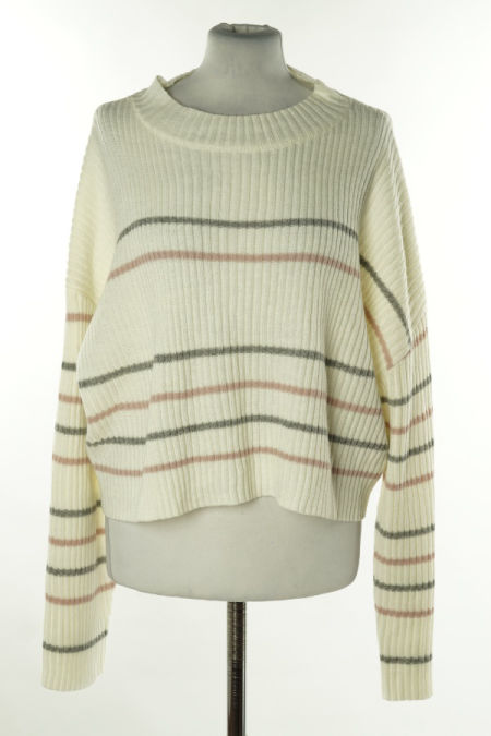 Sweter śmietankowy w paski