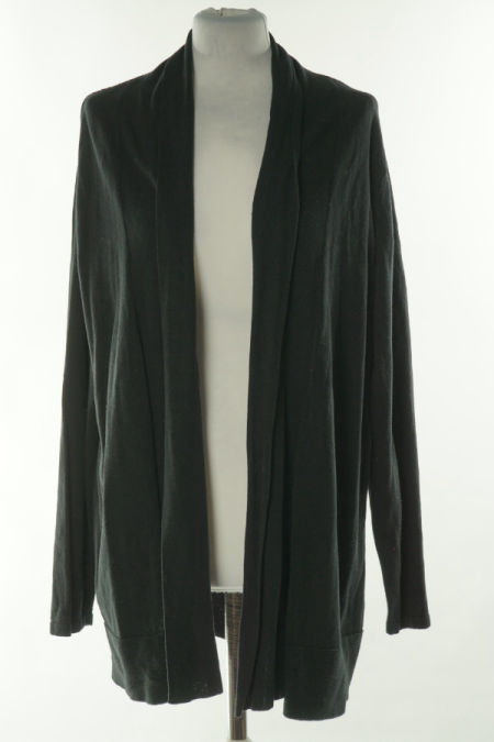 Narzutka czarna sweterkowa