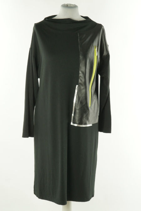 Sukienka czarna z zielonym suwakiem