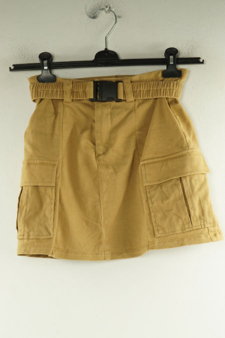 Spódnica beżowa materiałowa z paskiem