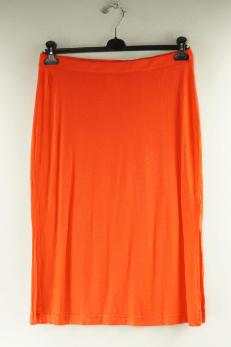 Spódnica czerwona gładka