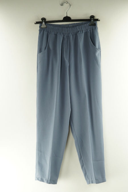Spodnie niebiesko-szare materiałowe cienkie
