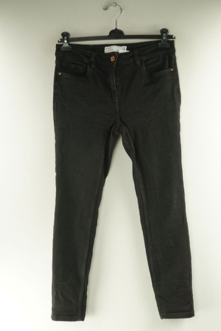 Spodnie czarne jeansowe z wysokim stanem