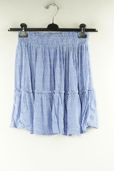 Spódnica biało-niebieska materiałowa wzorzysta