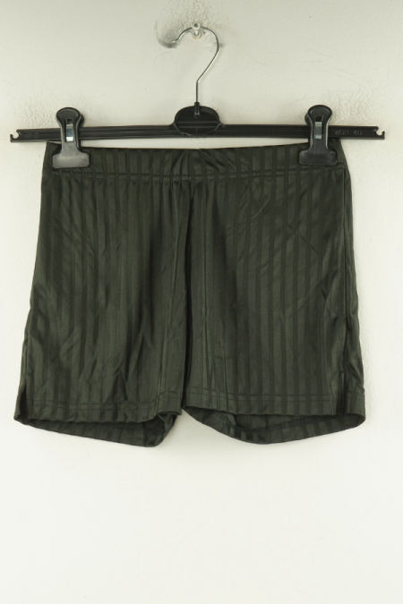 Krótkie spodenki czarne sportowe