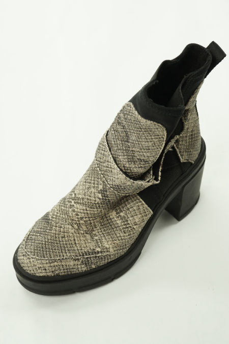 Botki szare w wężowy wzór