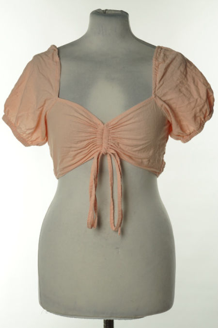 Top pudrowy róż z marszczeniem