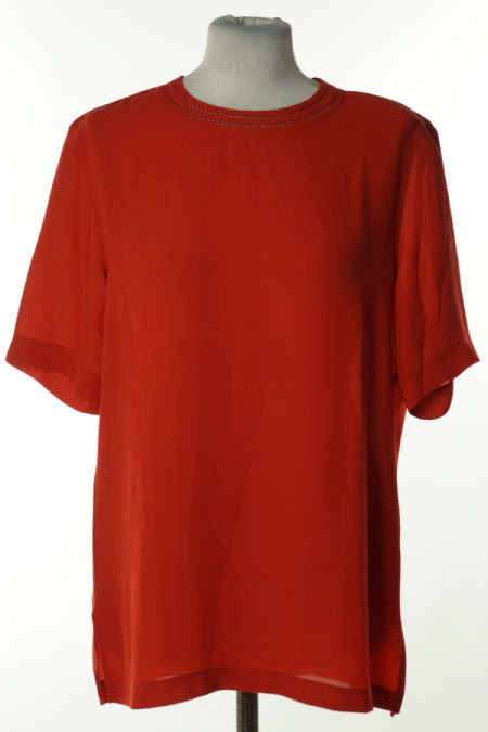 Bluzka czerwona z ażurową wstawką