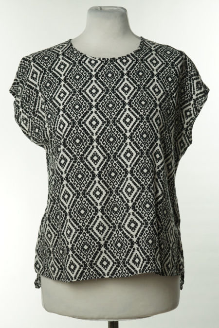 Koszulka biało - czarna wzorek, 100% wiskoza