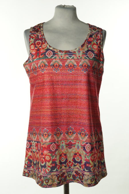 Koszulka malinowa wzorzysta