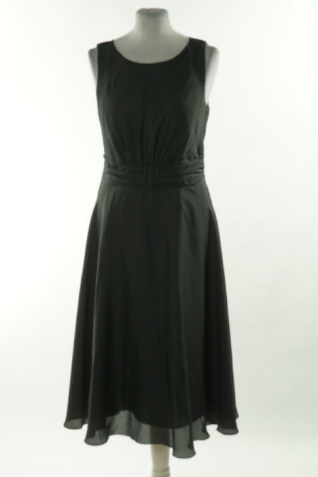 Sukienka czarna z paskiem elegancka