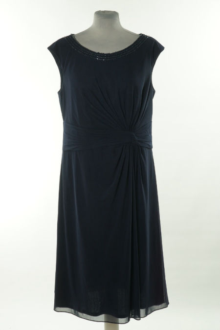 Sukienka granatowa z koralikami
