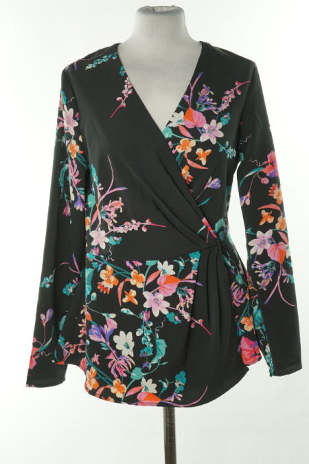 Bluzka kopertowa czarna w kwiaty