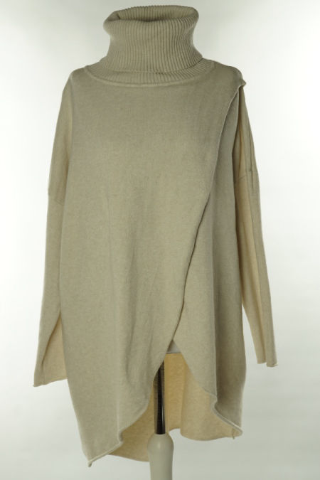 Ponczo sweterkowe beżowe