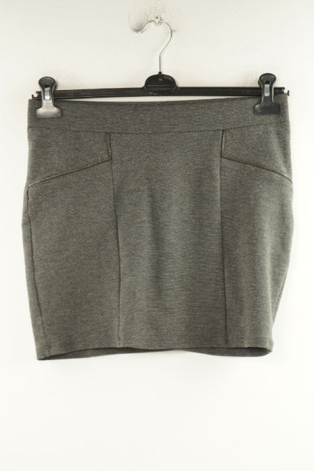 Spónica szara z ozdobnymi suwakami