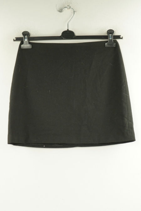 Spódnica krótka czarna
