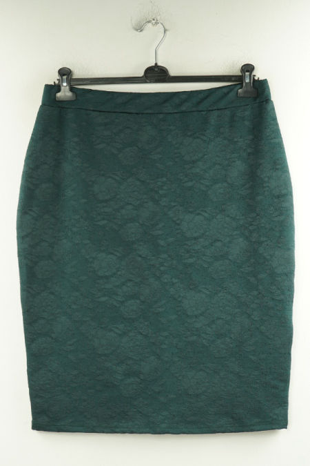 Spódnica ciemnozielona w kwiaty