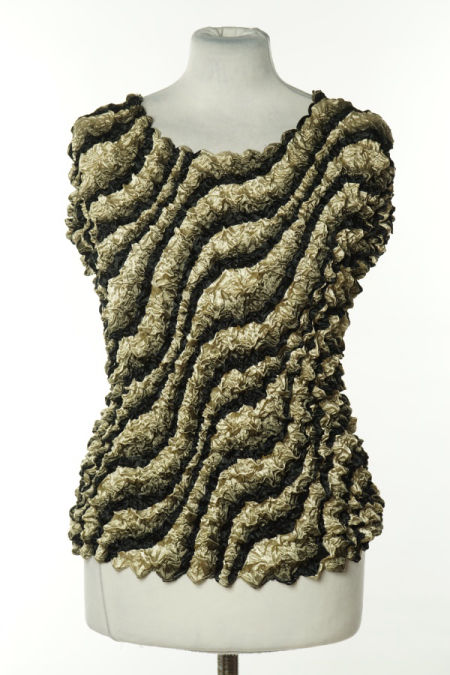 Bluzka beżowo-czarna z efektem gniecenia