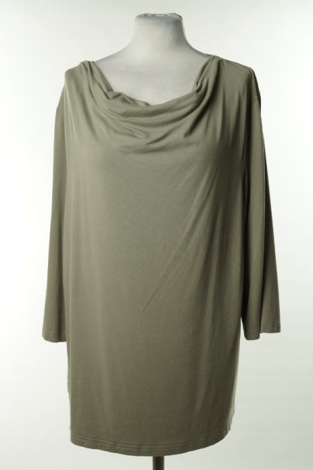 Bluzka oliwkowa z lejącym dekoldem