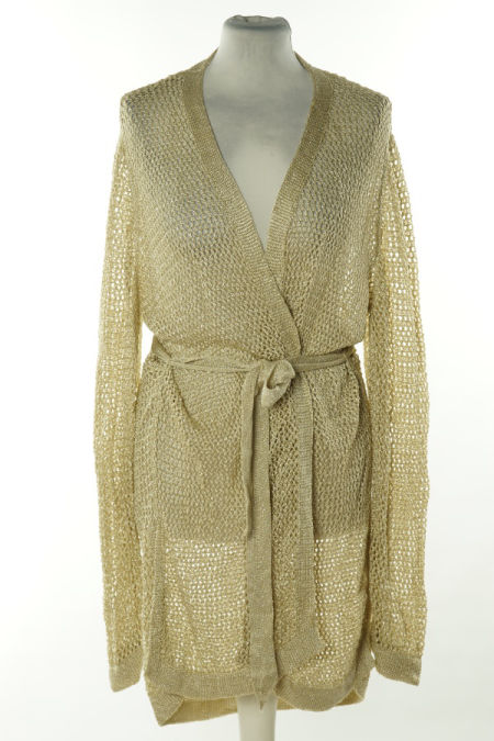 Narzutka beżowa połyskująca ażurowa