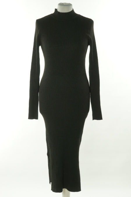 Sukienka czarna prążkowana