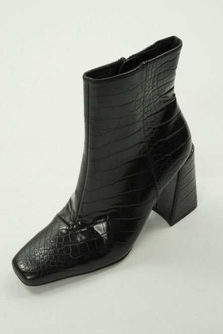 Buty czarne ekoskóra wężowe