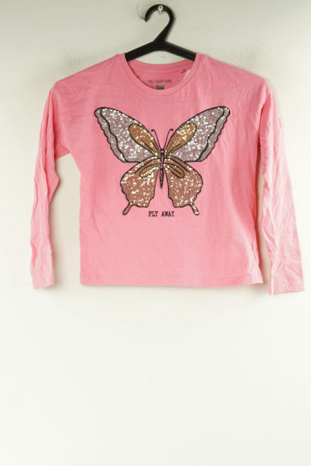 Bluzka różowa motyl cekinowy