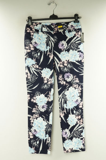 Spodnie granatowe w kwiaty