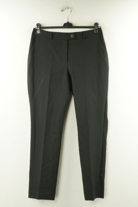 Spodnie czarne z kantem