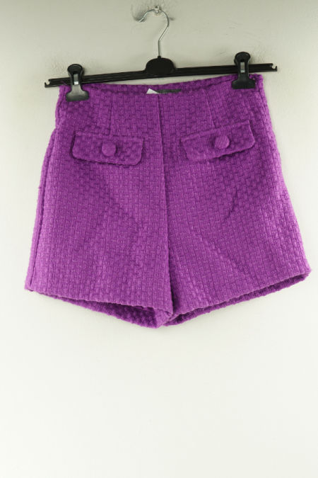 Krótkie spodenki fioletowe sweterkowe